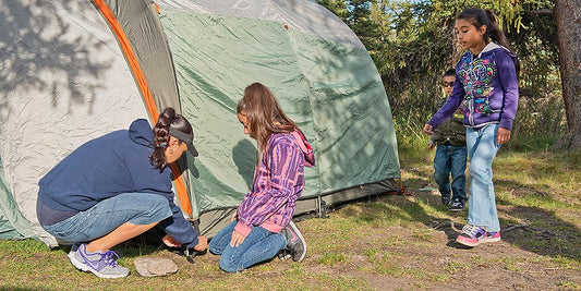 GUEST POST: 5 Easy Ways to Get Your Kids Involved in Camping Set Up