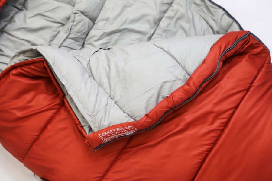 Close up of open head area on Main view of Vango Nitestar Alpha 450 4 season childrens sleeping bag